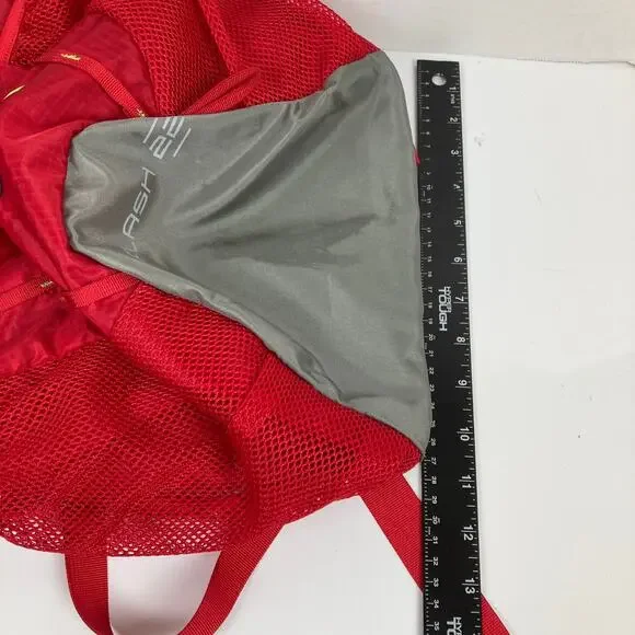 REI Daypack Red Gray FLASH 22 Backpack Hike Camp Lightweight Commuting Travel - Picture 11 of 11